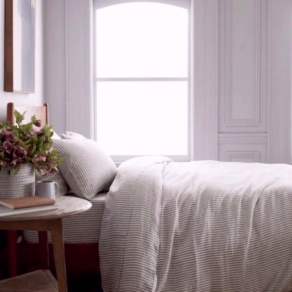 NWOT Quince European Linen Duvet Queen Cover in Grey & White Stripe - Picture 5 of 6